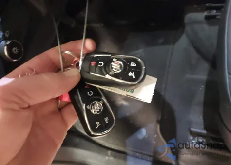 2020 Buick Enclave Awd Essence из США, поврежденный, VIN 5GAEVAKW4LJ300087